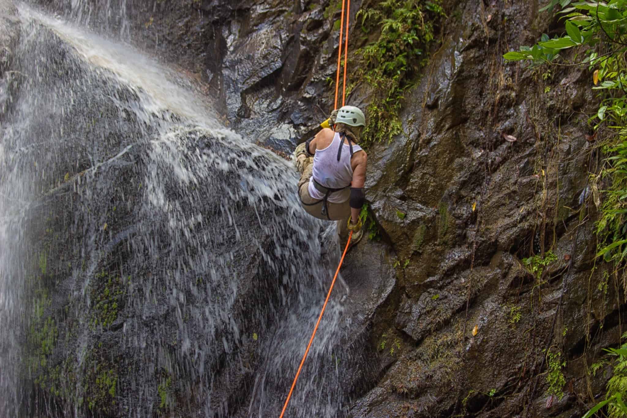 rappelling tour